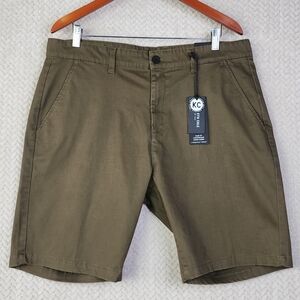 Kenneth Cole Slim Fit Chino Flat Front Green Shorts Mens 36 NWT MSRP $69